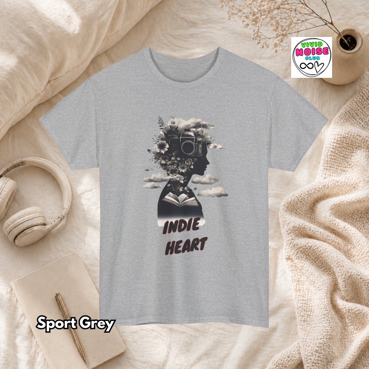 Indie Heart - Indie Film Fan T-Shirt Gift - Vivid Noise Club