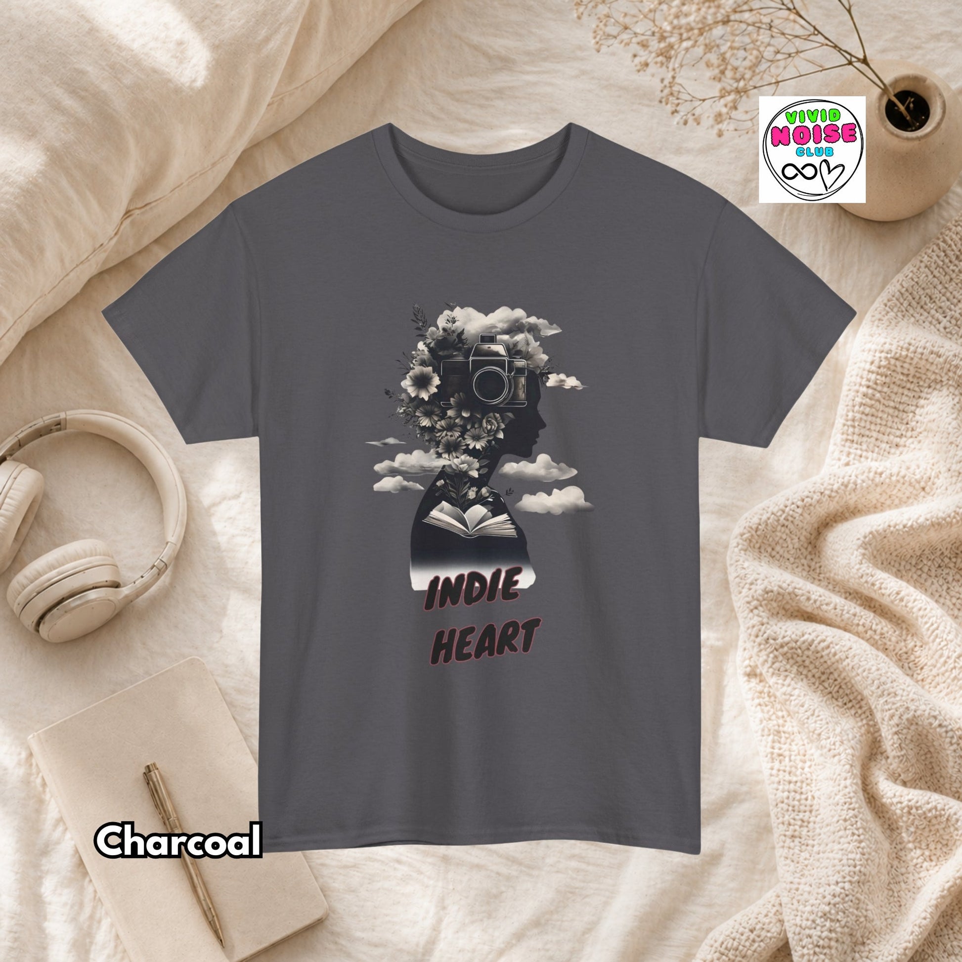 Indie Heart - Indie Film Fan T-Shirt Gift - Vivid Noise Club