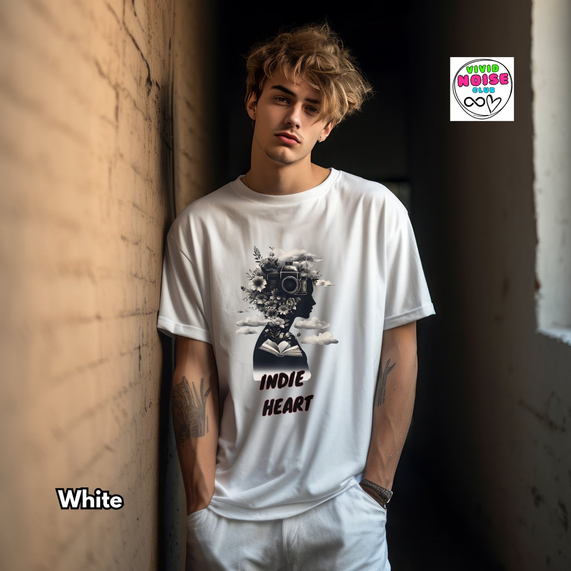 Indie Heart - Indie Film Fan T-Shirt Gift - Vivid Noise Club